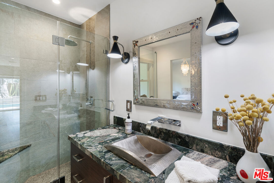 6570 Lakeridge Road Los Angeles, CA 90068 - Photo 31 of 62