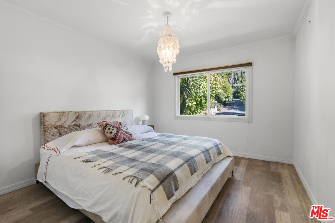 6570 Lakeridge Road Los Angeles, CA 90068 - Photo 35 of 62