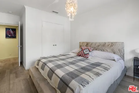 $1,995,000 | 6570 Lakeridge Road, Los Angeles, CA 90068