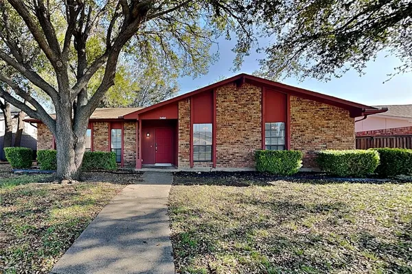 $2,645 | 3460 Livingston Lane, Carrollton, TX 75007