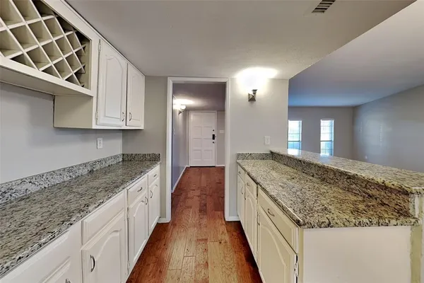 $2,645 | 3460 Livingston Lane, Carrollton, TX 75007