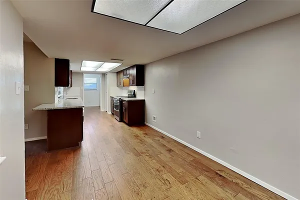 $2,645 | 3460 Livingston Lane, Carrollton, TX 75007