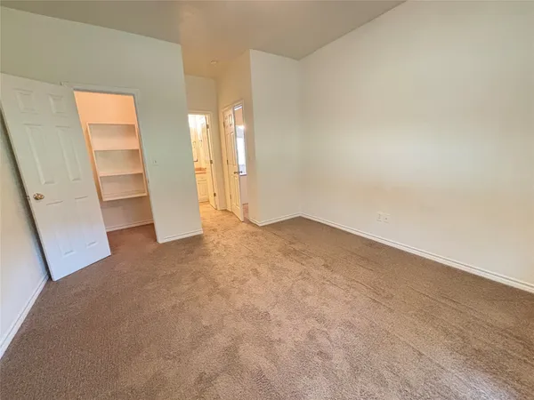 an empty room with a entrance