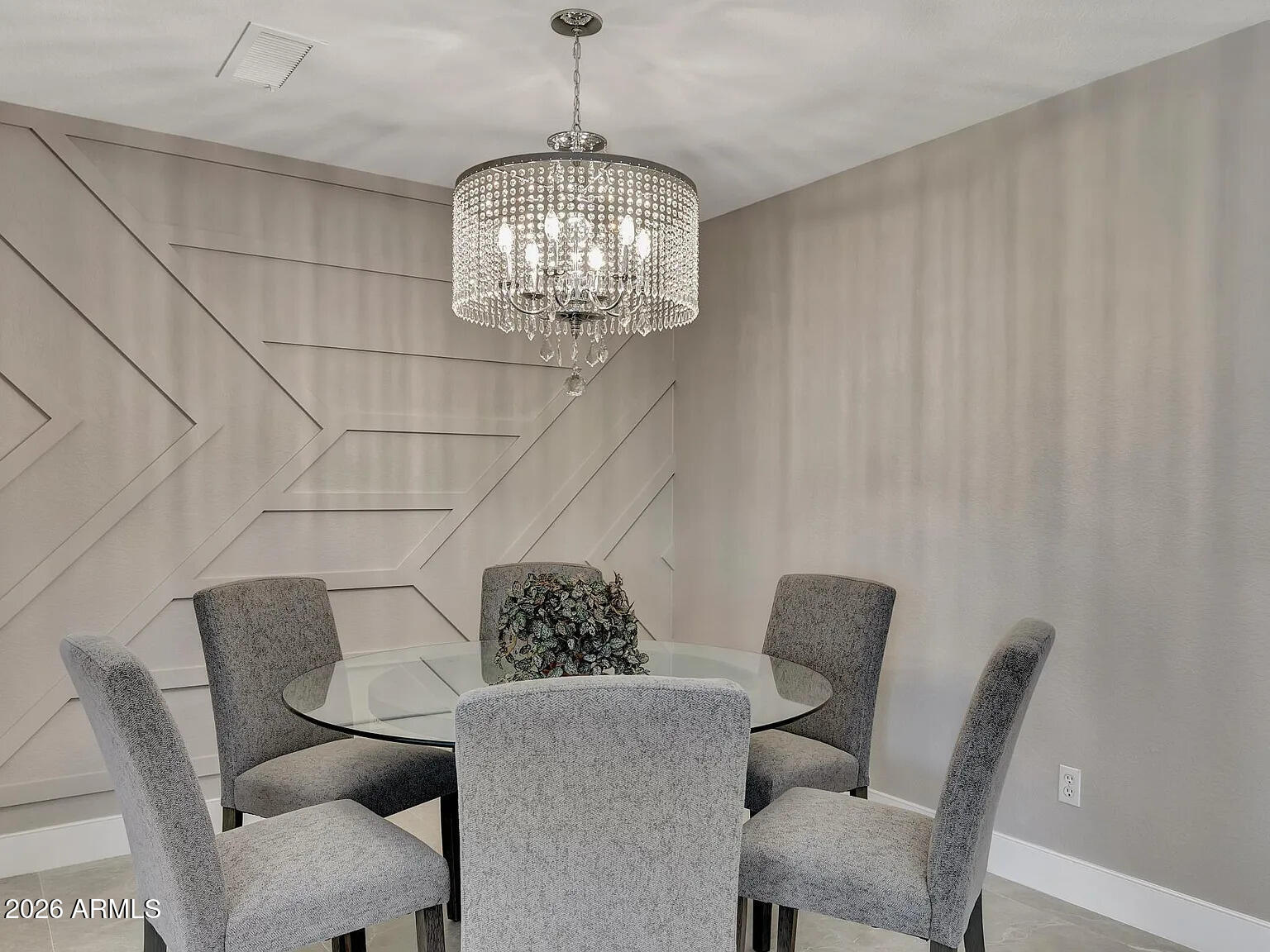 7773 East Stallion Road Scottsdale, AZ 85258 - Photo 7 of 33 a view of a livingroom with furniture and chandelier