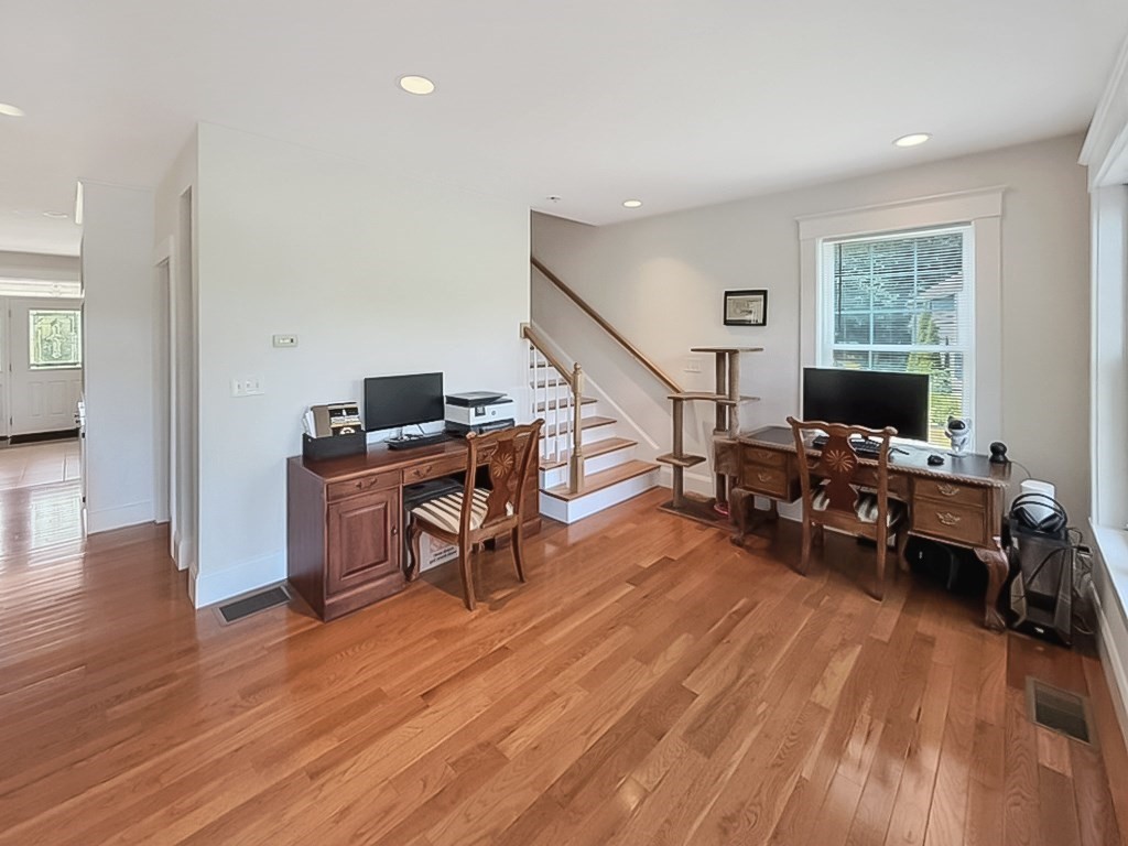 8 Dulcies Point Road Kingston, NH 03848 - Photo 15 of 34