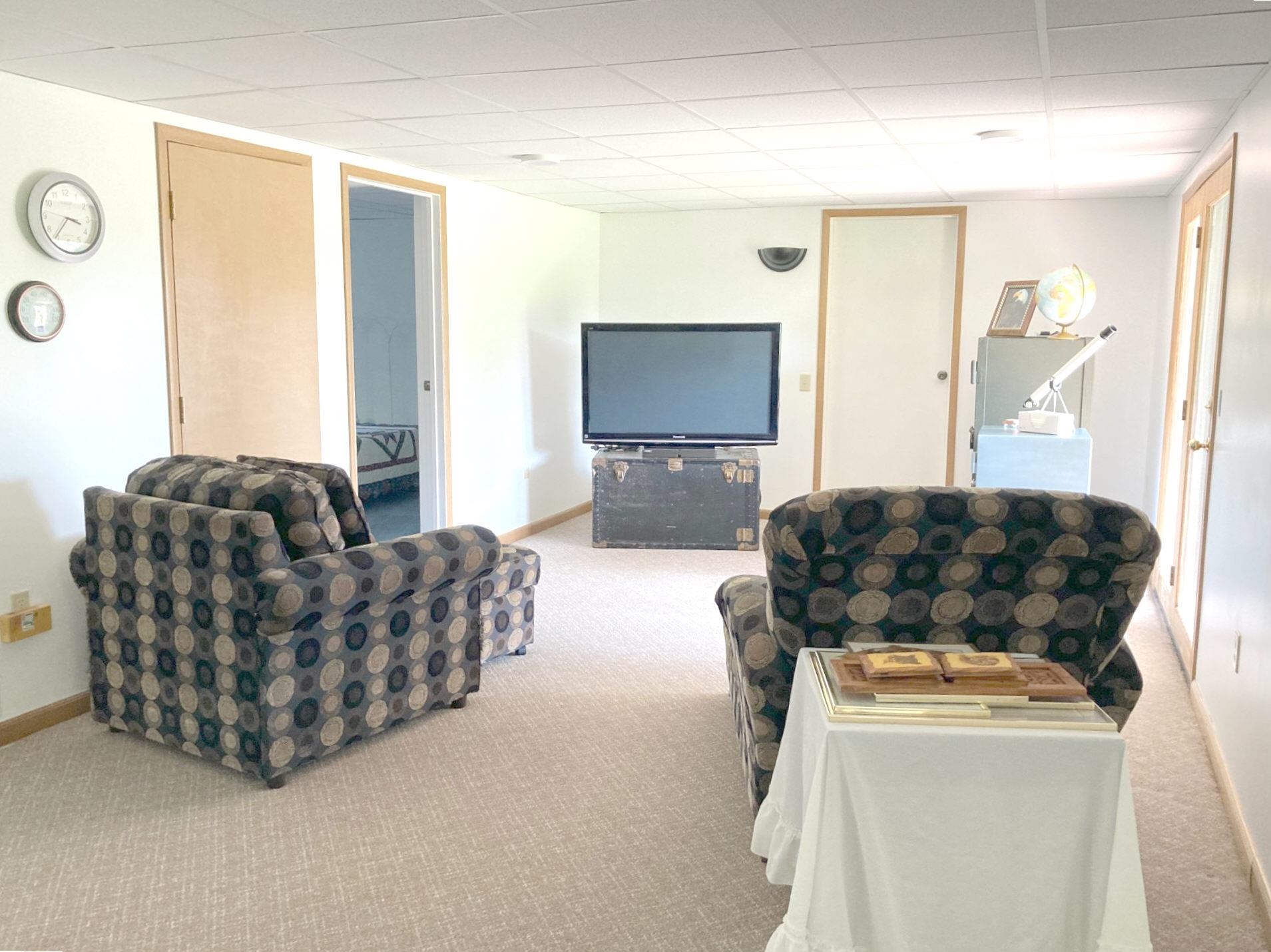170 South Green Road Bay City, MI 48708 - Photo 24 of 43