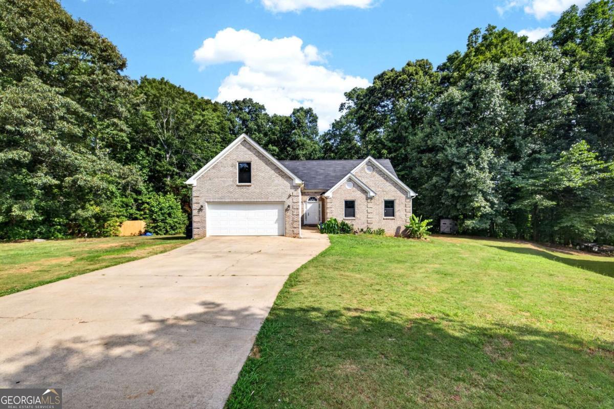 75 Pebble Lane Covington, GA 30016 - Photo 1 of 27