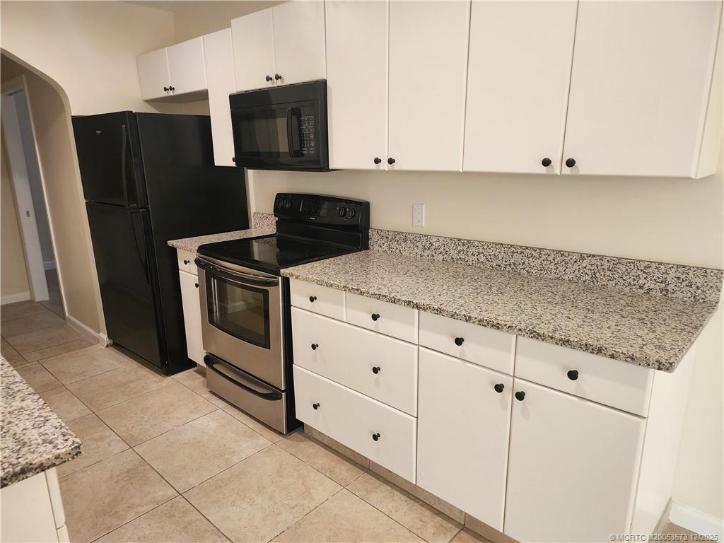 941 Southwest McCall Road Port St. Lucie, FL 34953 - Photo 7 of 23