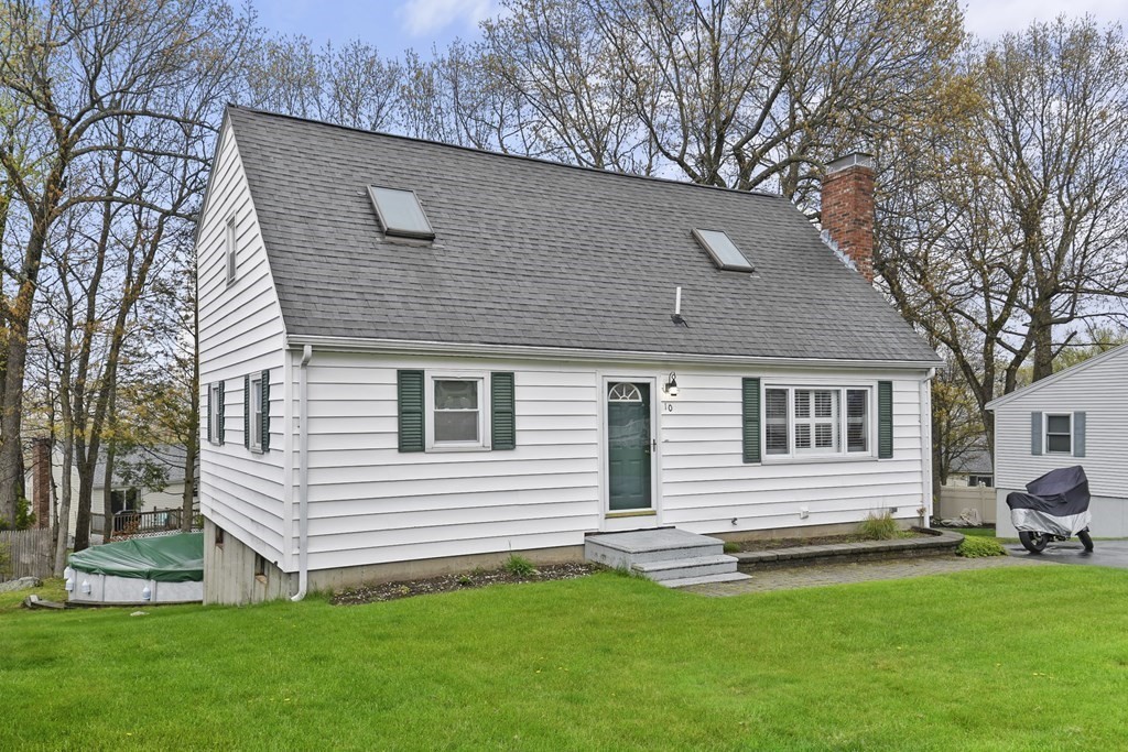 10 Westport Road Worcester, MA 01605 - Photo 1 of 33 Gallery Image 1