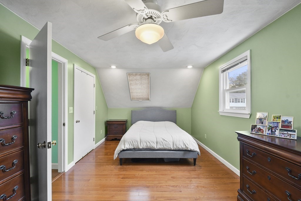 10 Westport Road Worcester, MA 01605 - Photo 18 of 33 Gallery Image 18