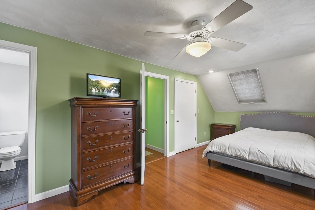 10 Westport Road Worcester, MA 01605 - Photo 19 of 33 Gallery Image 19