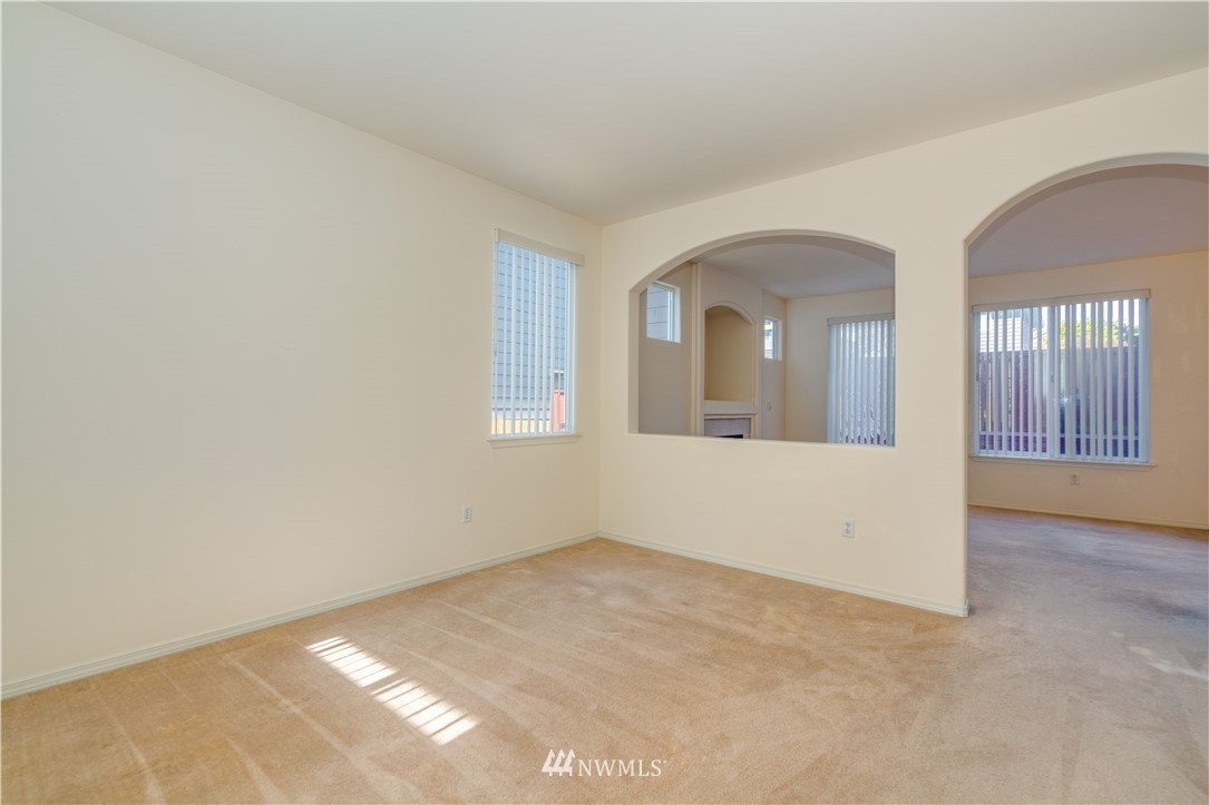 17760 110th Place Southeast Renton, WA 98055 - Photo 2 of 15