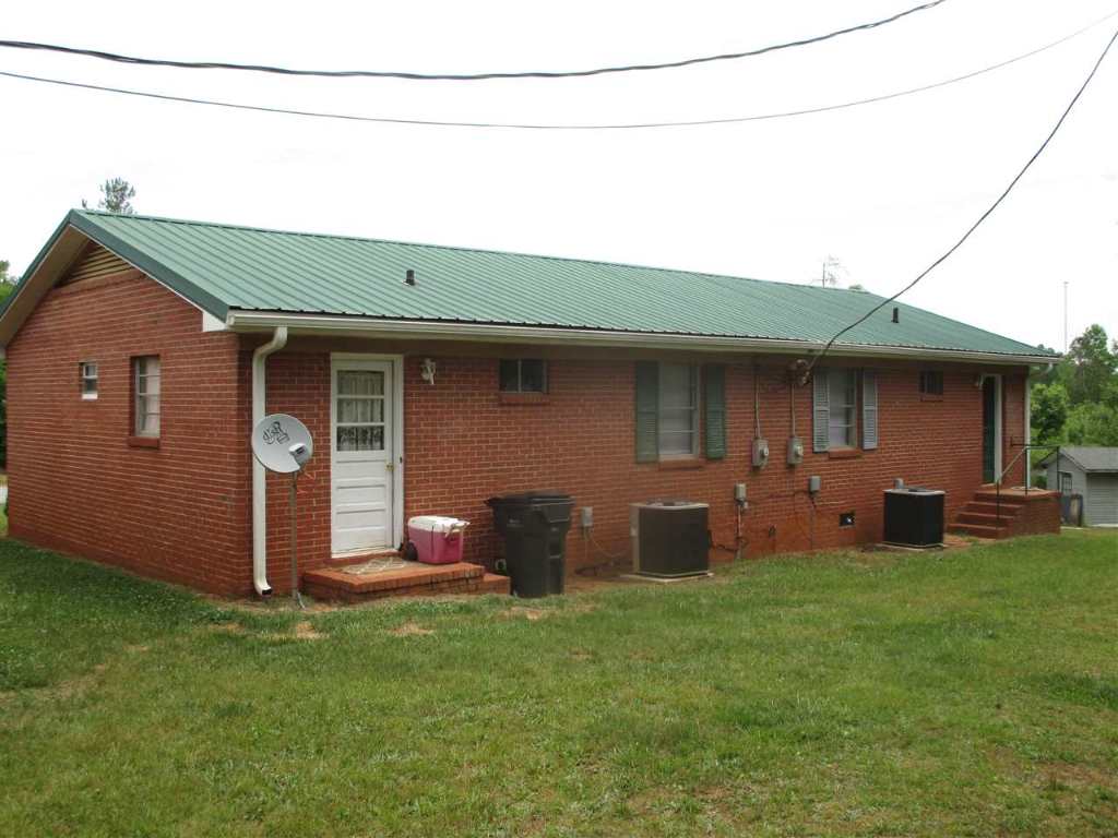 340 Hall Road, Unit ACROSS FROM WESTMINSTER E Westminster, SC 29693 - Photo 3 of 14 Gallery Image 3