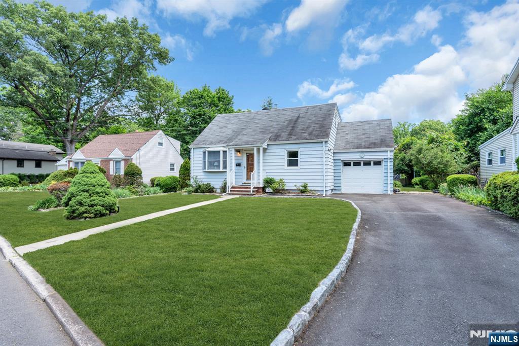306 Highland Street Cresskill, NJ 07626 - Photo 5 of 23