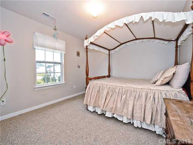 10419 Newbridge Road Charlotte, NC 28278 - Photo 10 of 16 Gallery Image 10