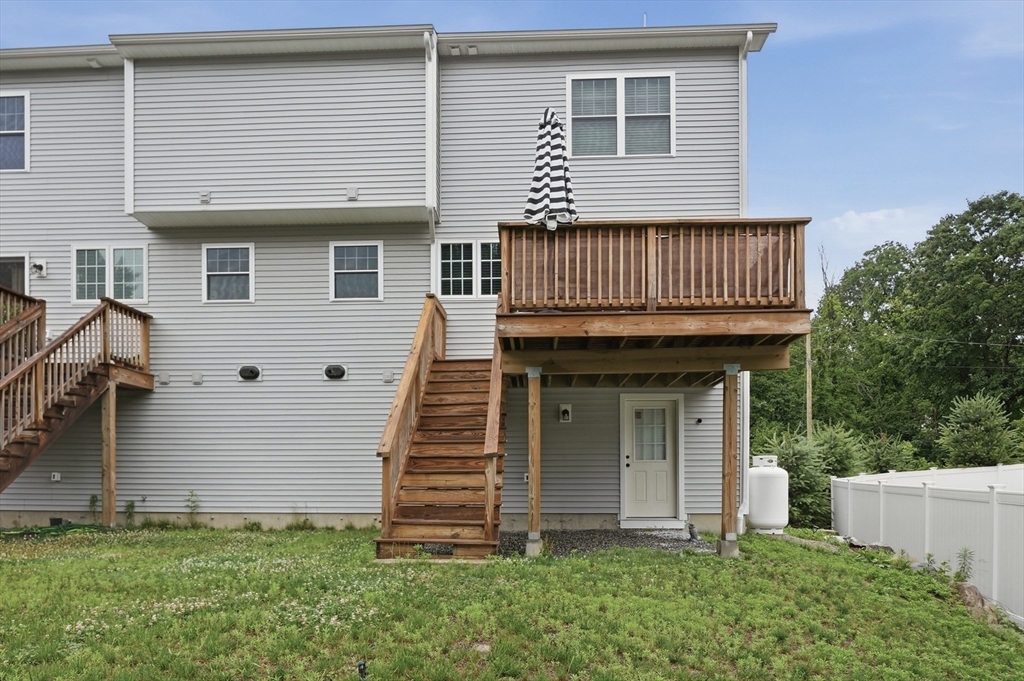 670 Burncoat Street, Unit A Worcester, MA 01606 - Photo 28 of 37