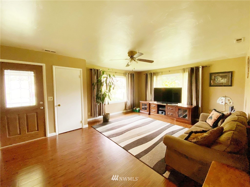 369 Cloquallum Road Elma, WA 98541 - Photo 18 of 39 Gallery Image 18