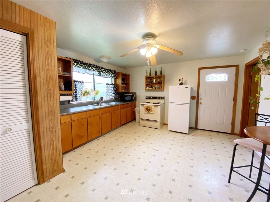 369 Cloquallum Road Elma, WA 98541 - Photo 31 of 39 Gallery Image 31
