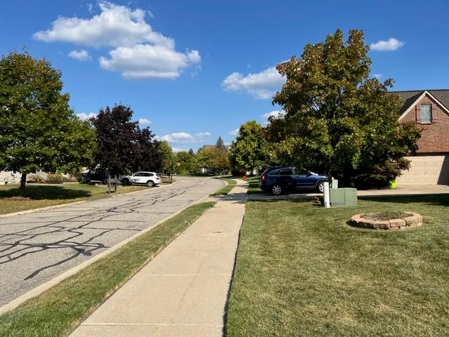 $2,600 | 6057 Quebec Avenue, Ann Arbor, MI 48103