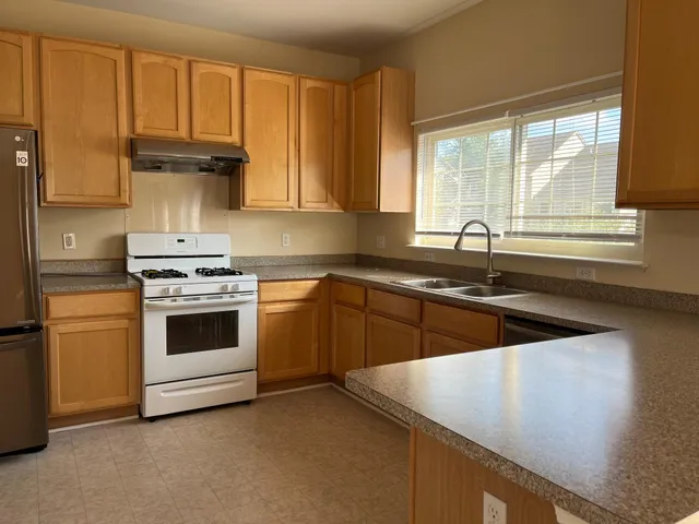 $2,600 | 6057 Quebec Avenue, Ann Arbor, MI 48103