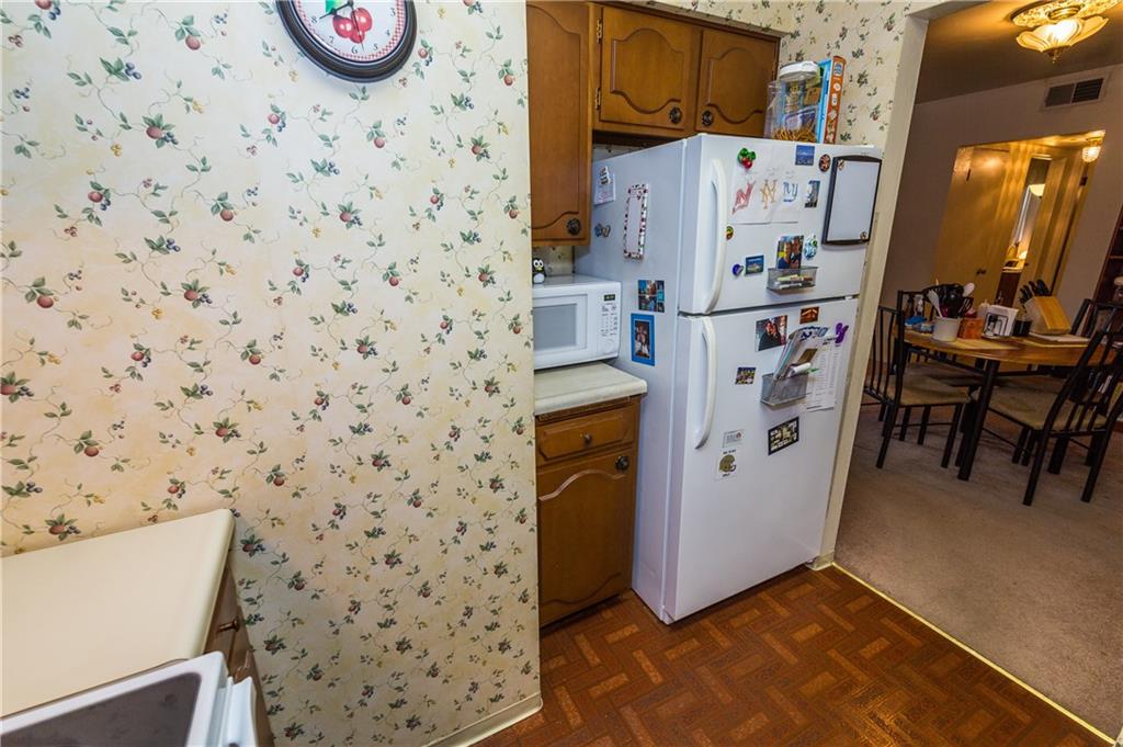 222 Coraopolis Road, Unit 10 Coraopolis, PA 15108 - Photo 9 of 21 Gallery Image 9