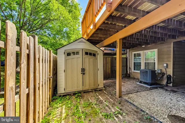 $2,850 | 5 Drumcastle Court, Germantown, MD 20876