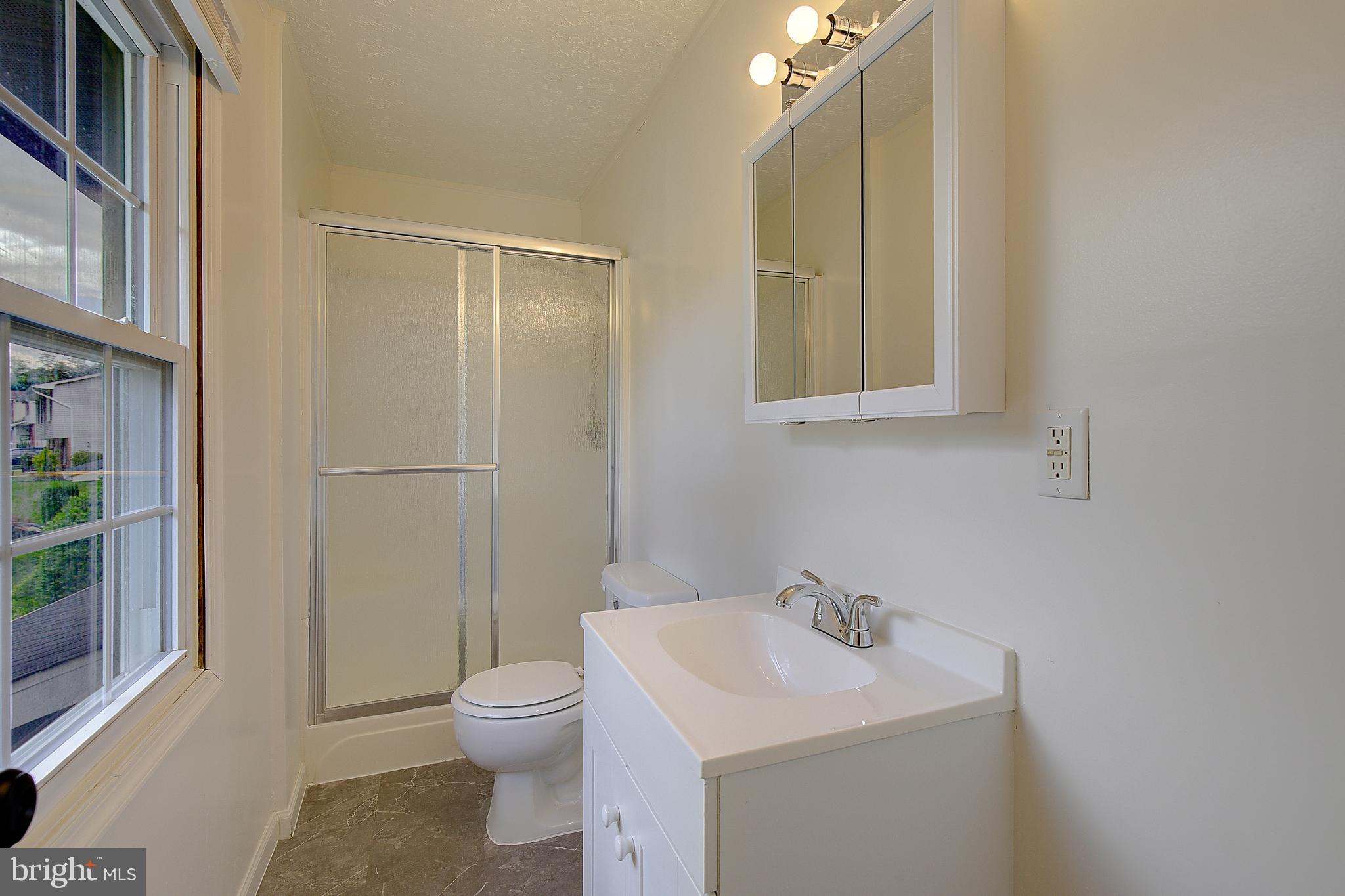 11611 Whittier Road Bowie, MD 20721 - Photo 32 of 39 Primary Suite Bathroom- Updated