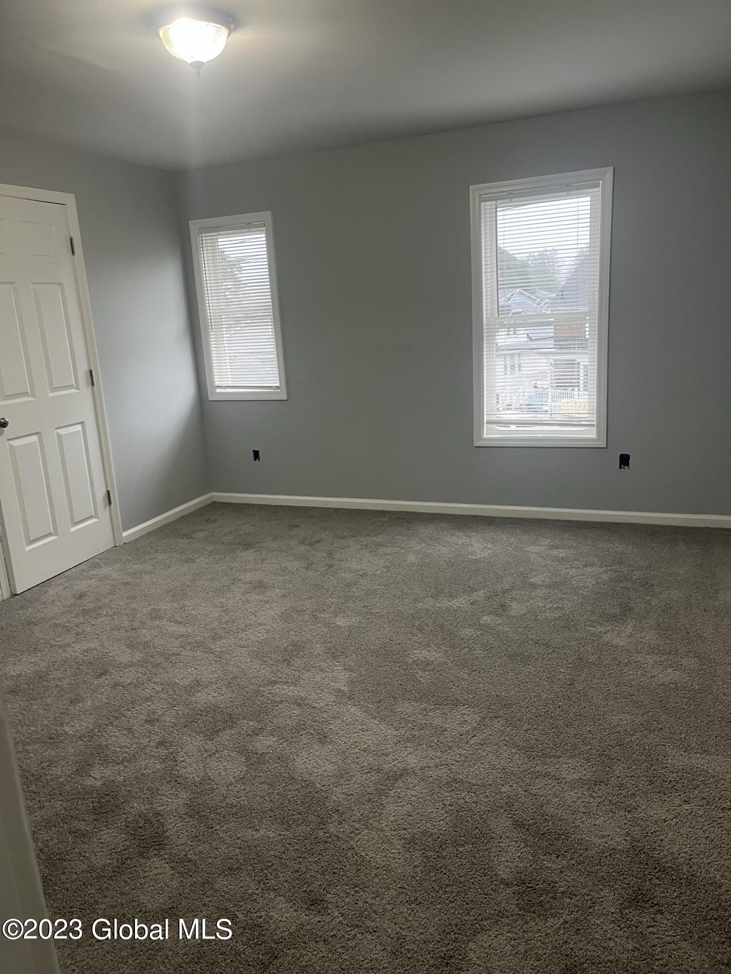 1360 Wing Avenue Schenectady, NY 12303 - Photo 11 of 16 IMG_3419