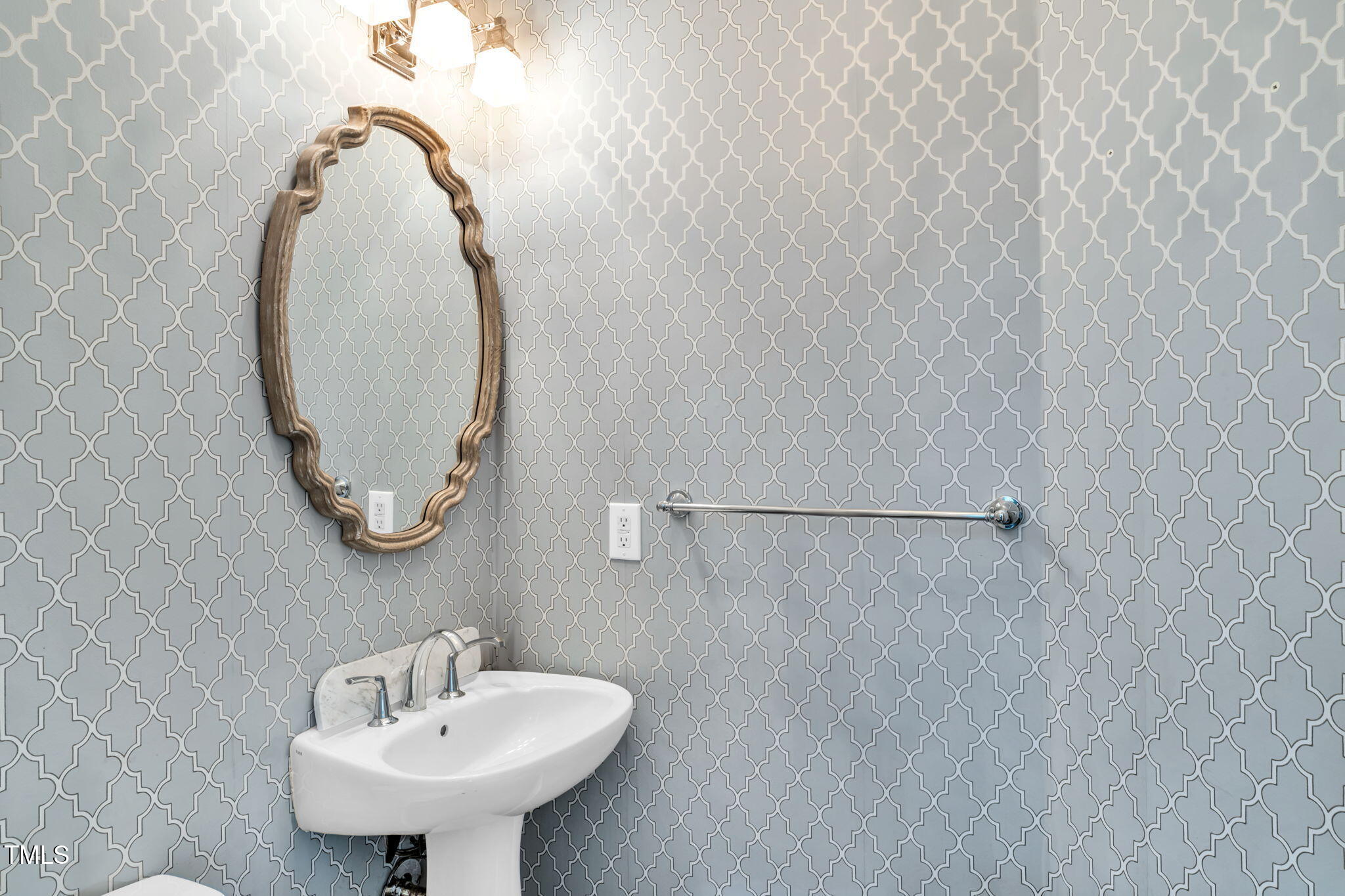 204 Crossway Lane Holly Springs, NC 27540 - Photo 15 of 44 24-web-or-mls-untitled-19