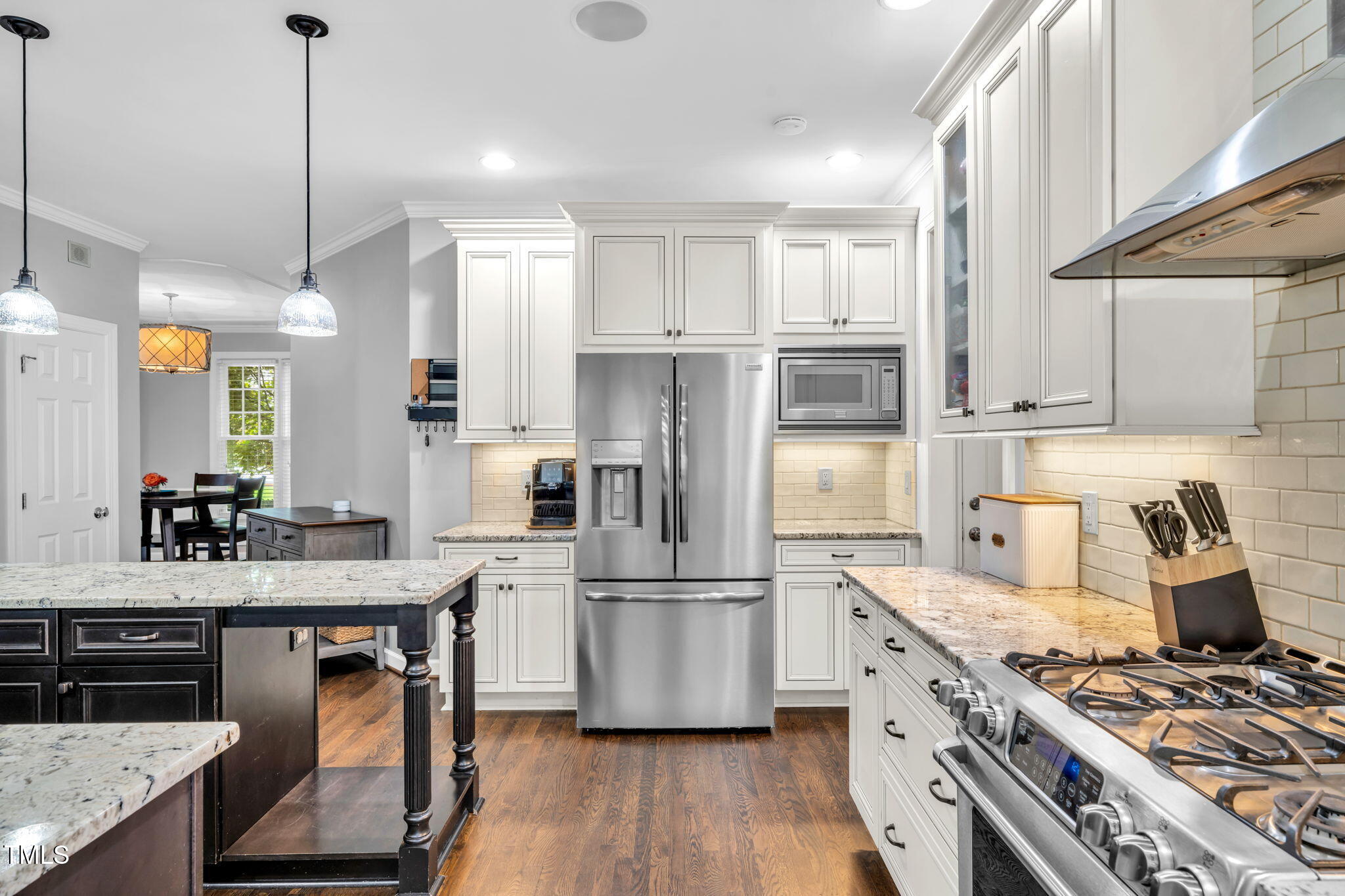 204 Crossway Lane Holly Springs, NC 27540 - Photo 4 of 44 11-web-or-mls-untitled-27