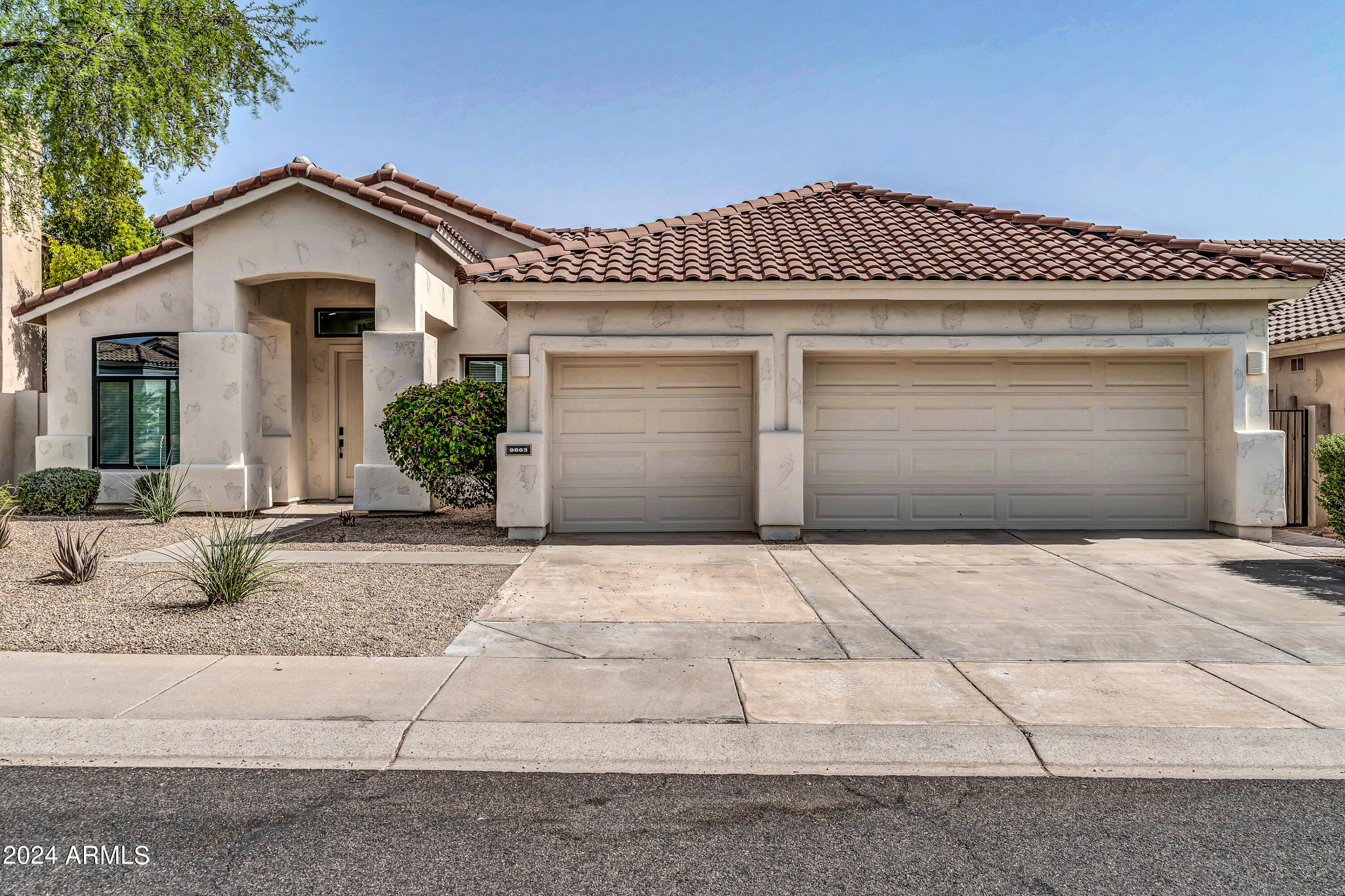 9863 East Redfield Road Scottsdale, AZ 85260 - Photo 1 of 35 Front View