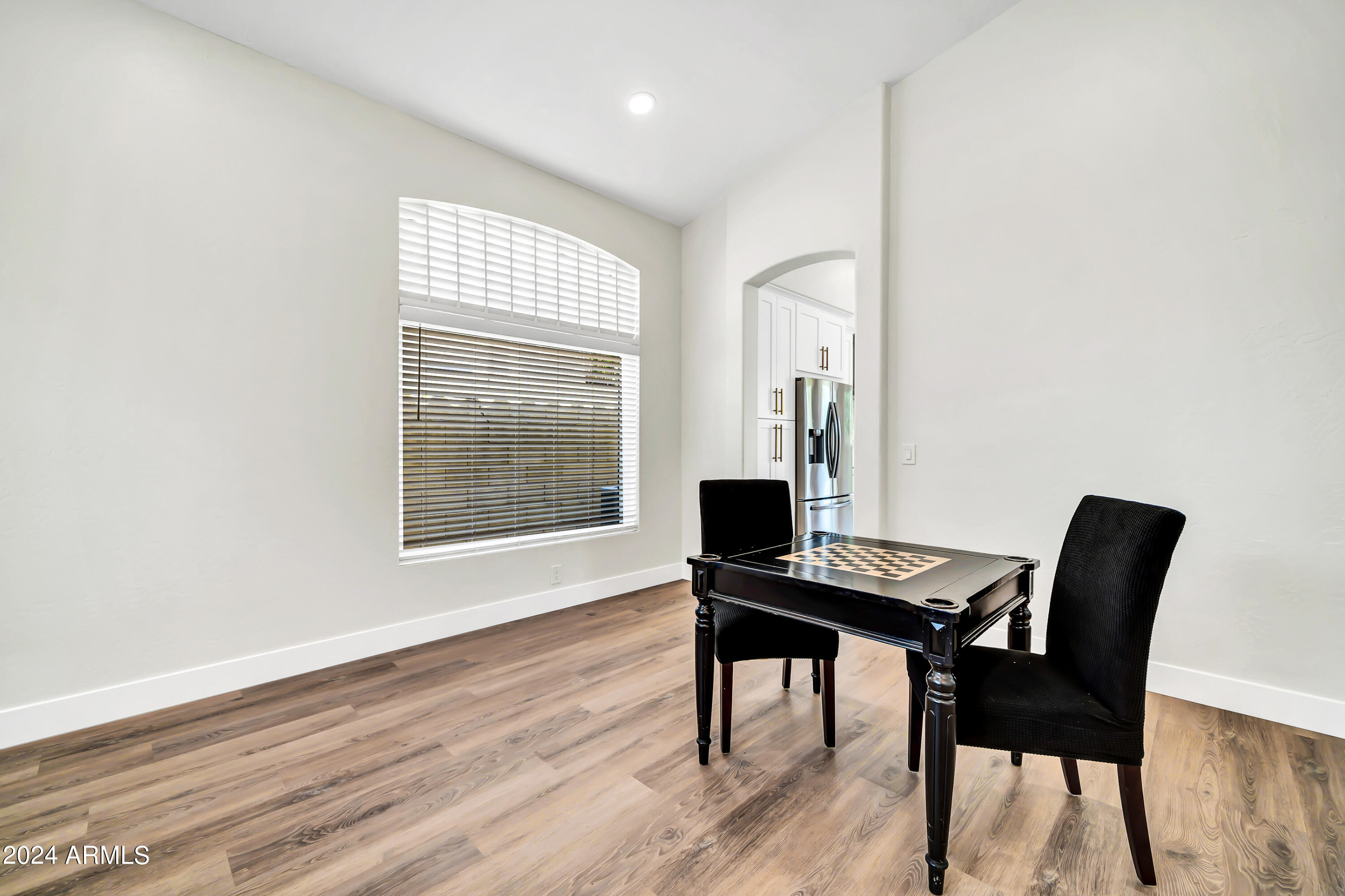 9863 East Redfield Road Scottsdale, AZ 85260 - Photo 14 of 35 Dining Room