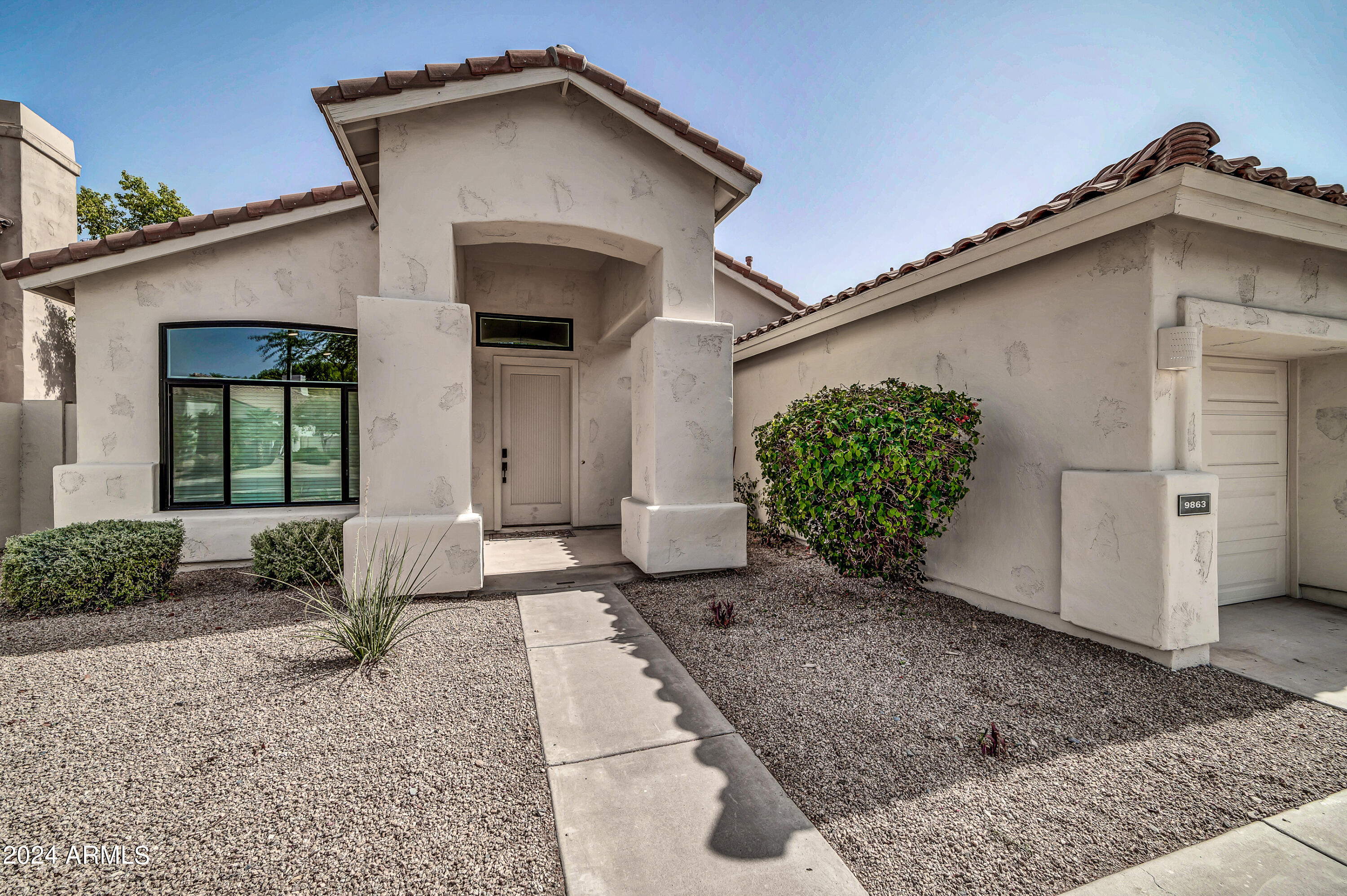 9863 East Redfield Road Scottsdale, AZ 85260 - Photo 3 of 35 Front Door