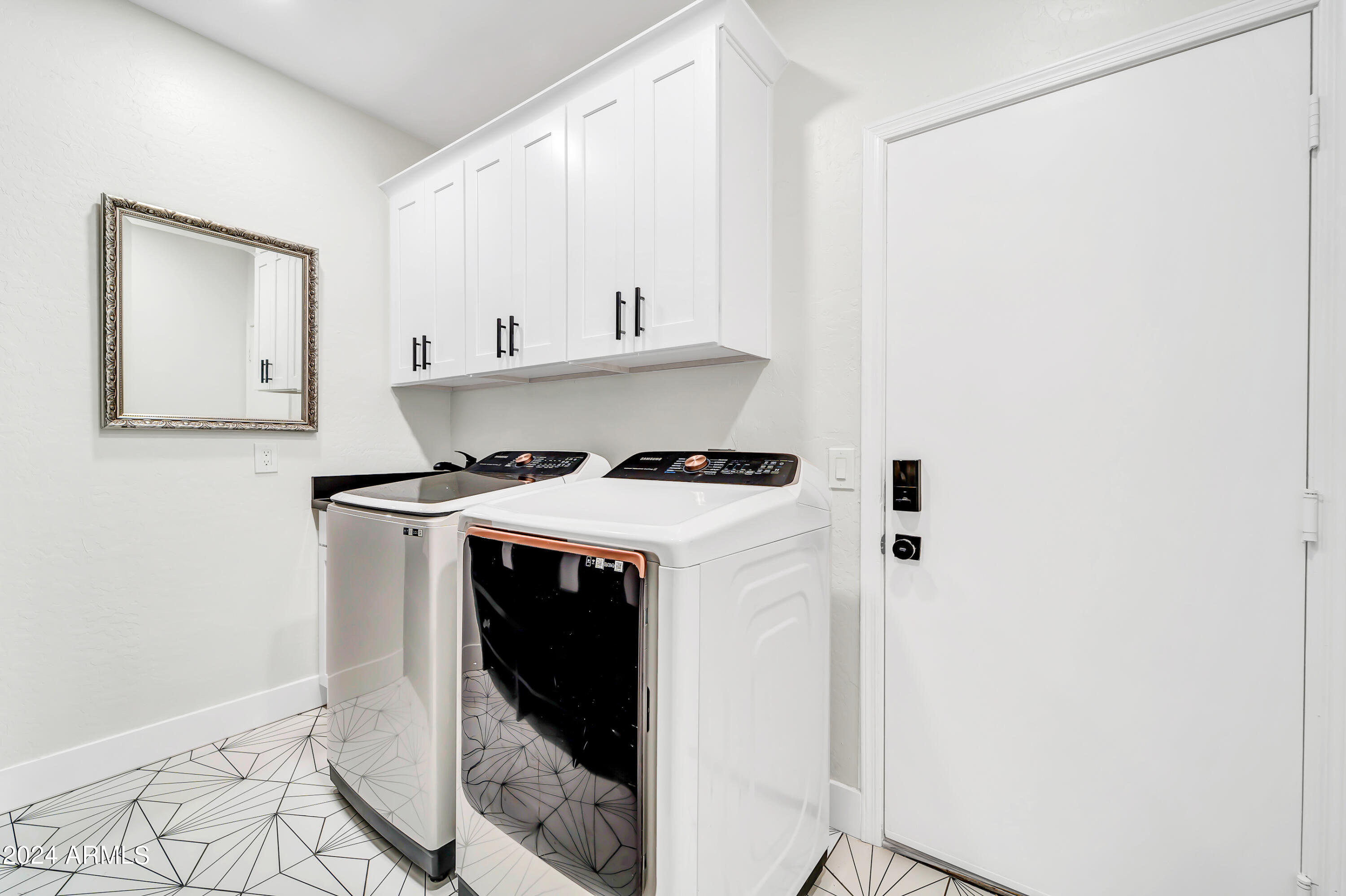 9863 East Redfield Road Scottsdale, AZ 85260 - Photo 34 of 35 Laundry Room