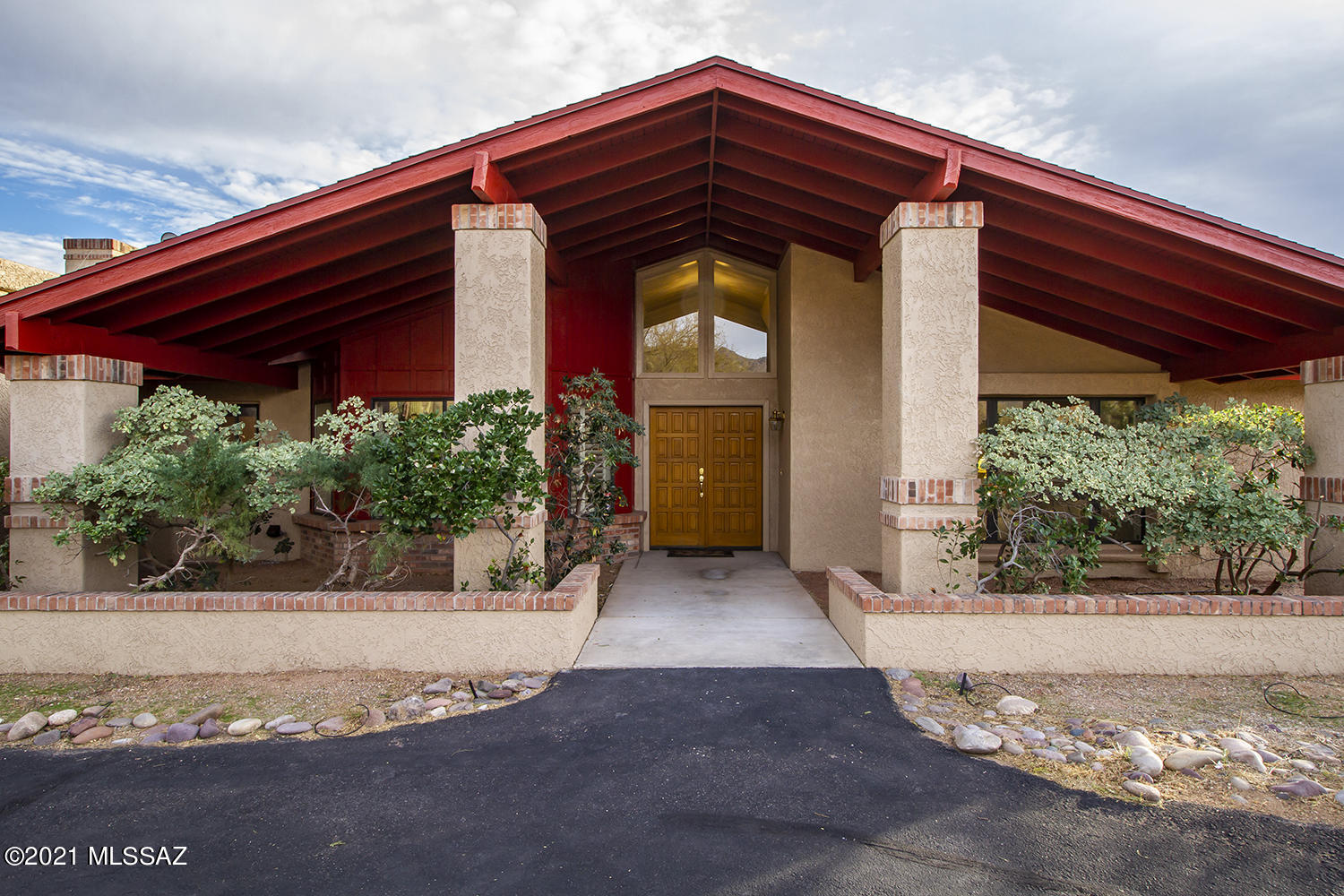11394 East Prince Road Tucson, AZ 85749 - Photo 2 of 47 Gallery Image 2
