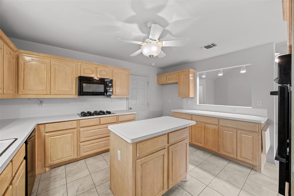 6209 Peach Tree Drive Midlothian, TX 76065 - Photo 12 of 31