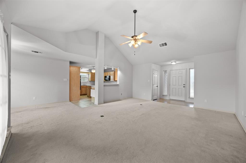 6209 Peach Tree Drive Midlothian, TX 76065 - Photo 8 of 31