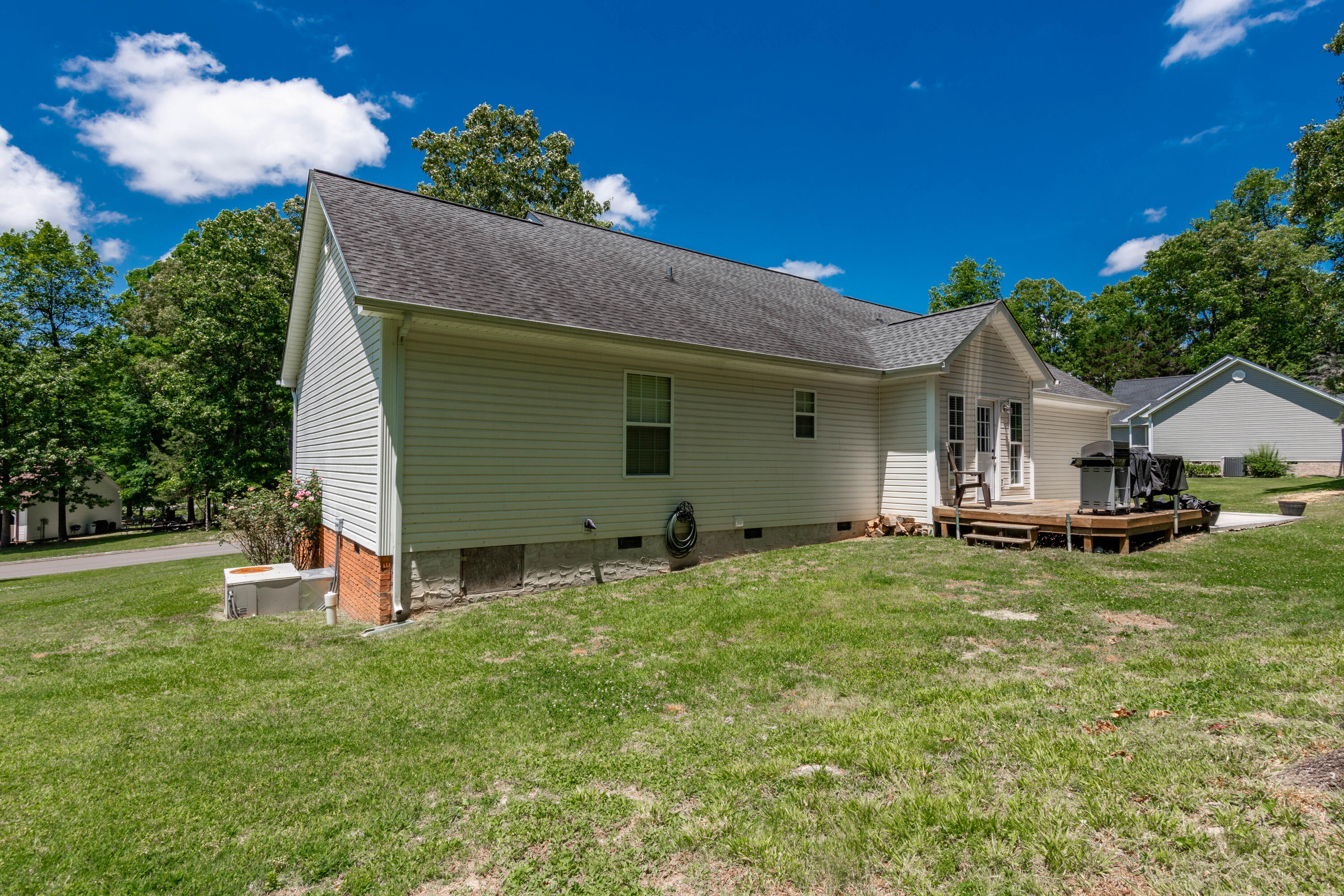 618 Howard Leonard Road Ringgold, GA 30736 - Photo 30 of 34 618 Howard Leonard Rd-31