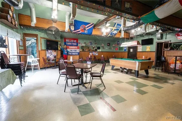$575,000 | 6848 Erie Road, Evans, NY 14047