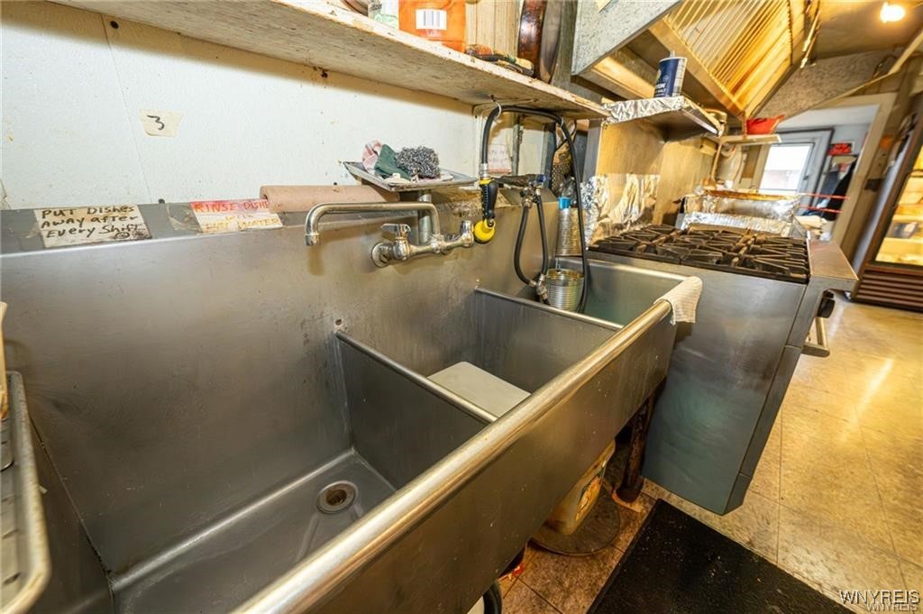 6848 Erie Road Evans, NY 14047 - Photo 18 of 47