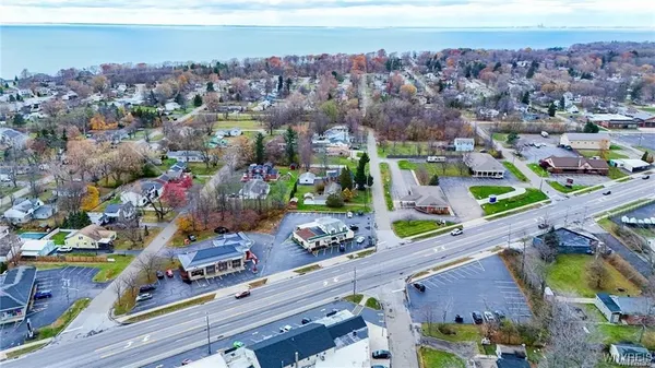 $575,000 | 6848 Erie Road, Evans, NY 14047