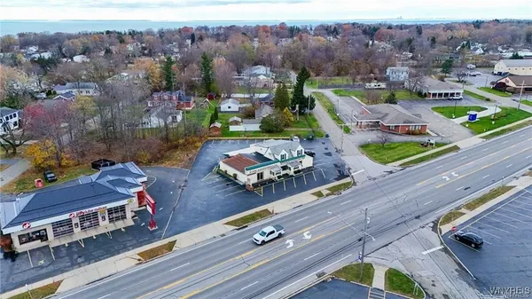 $575,000 | 6848 Erie Road, Evans, NY 14047