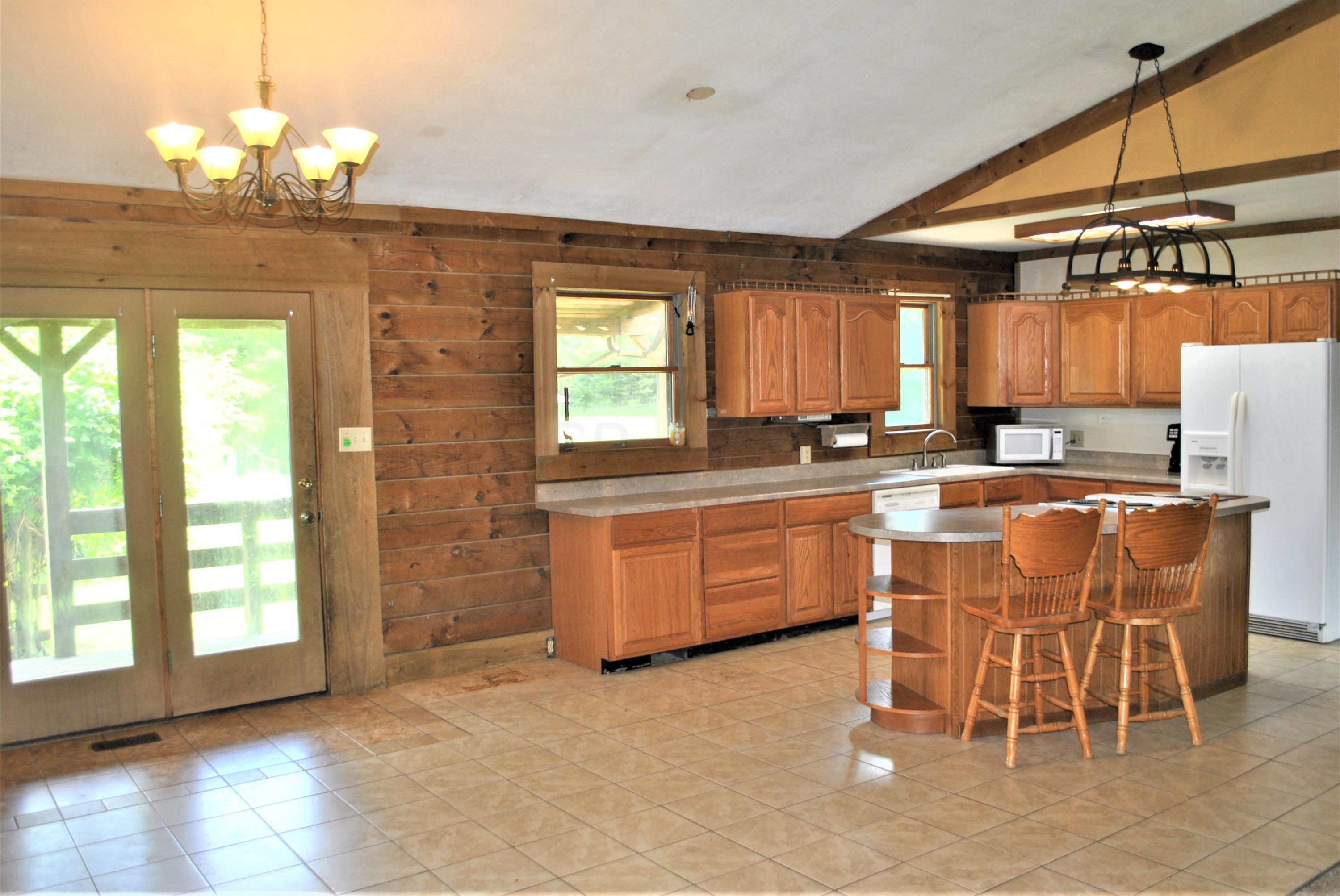 10165 Mantle Road Orient, OH 43146 - Photo 10 of 61 Gallery Image 10