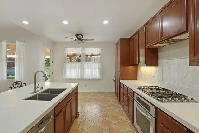 $887,000 | 481 Keys Court, Tracy, CA 95377