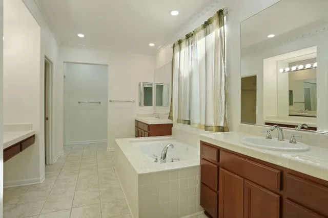 $887,000 | 481 Keys Court, Tracy, CA 95377