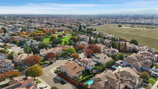 $887,000 | 481 Keys Court, Tracy, CA 95377