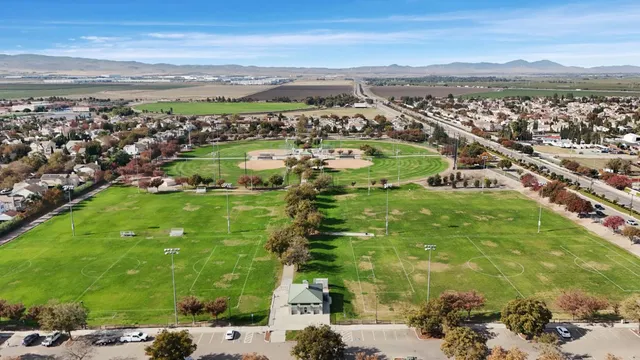 $887,000 | 481 Keys Court, Tracy, CA 95377