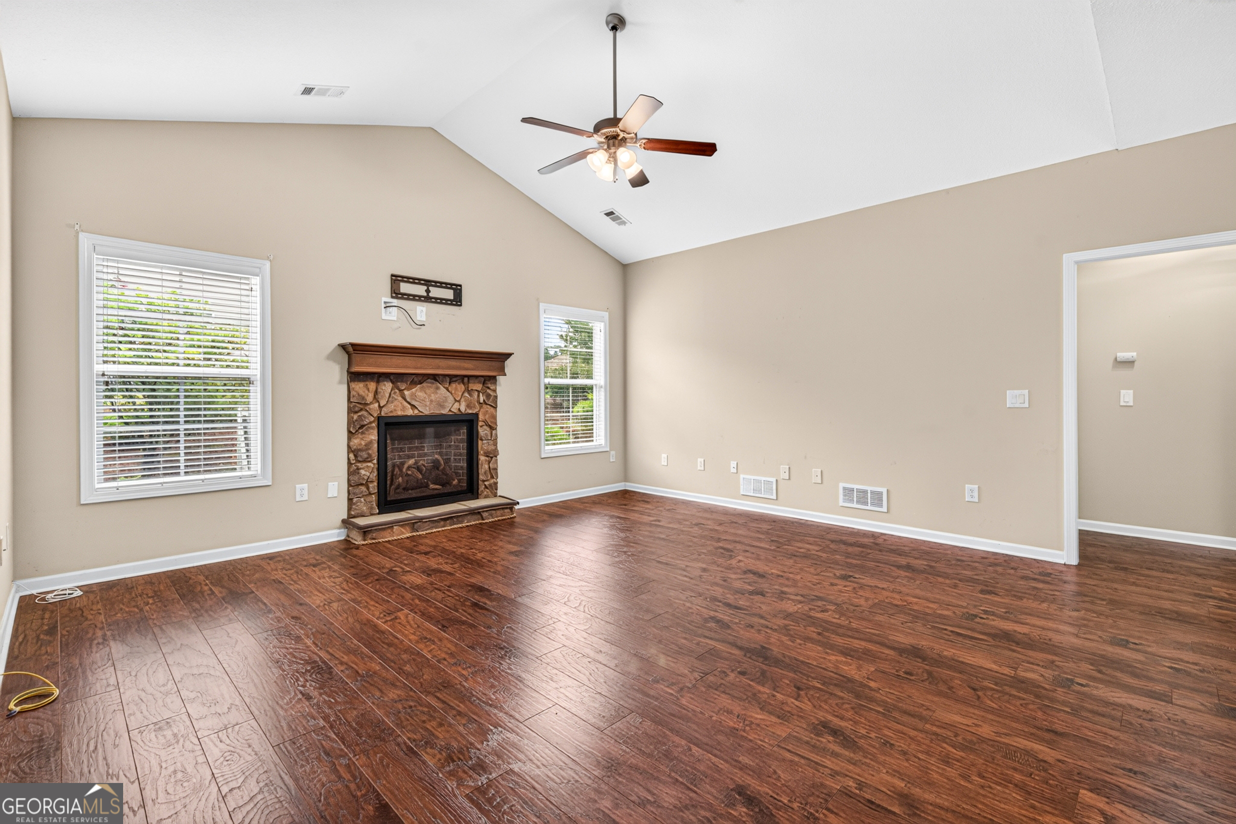 305 Victory Circle Commerce, GA 30529 - Photo 15 of 42