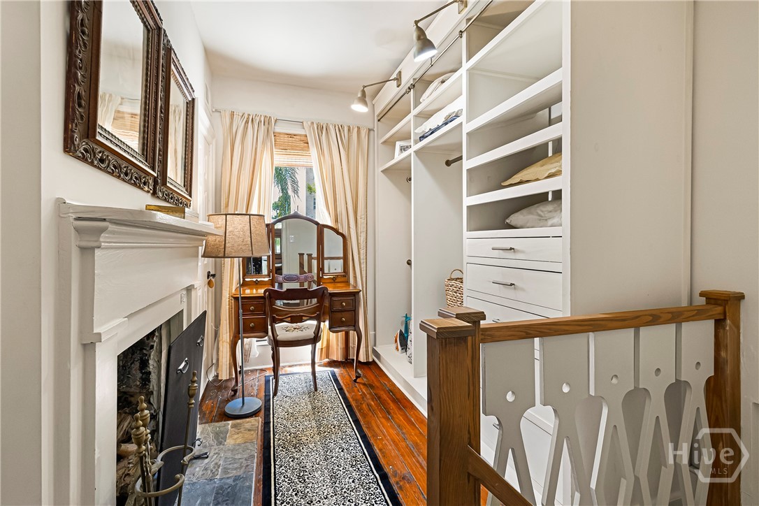 407 East Jones Street Savannah, GA 31401 - Photo 12 of 37