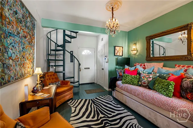 $1,150,000 | 407 East Jones Street, Savannah, GA 31401